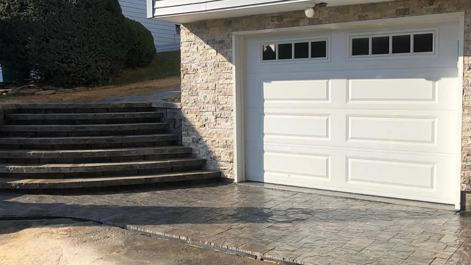 A driveway and steps installed for a home in Warren County, NJ.