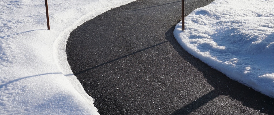 Commercial property's sidewalk clear from snow removal services in Easton, PA.