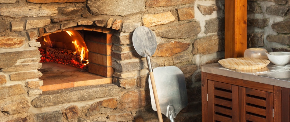 Pizza oven built into outdoor kitchen in Bethlehem, PA.